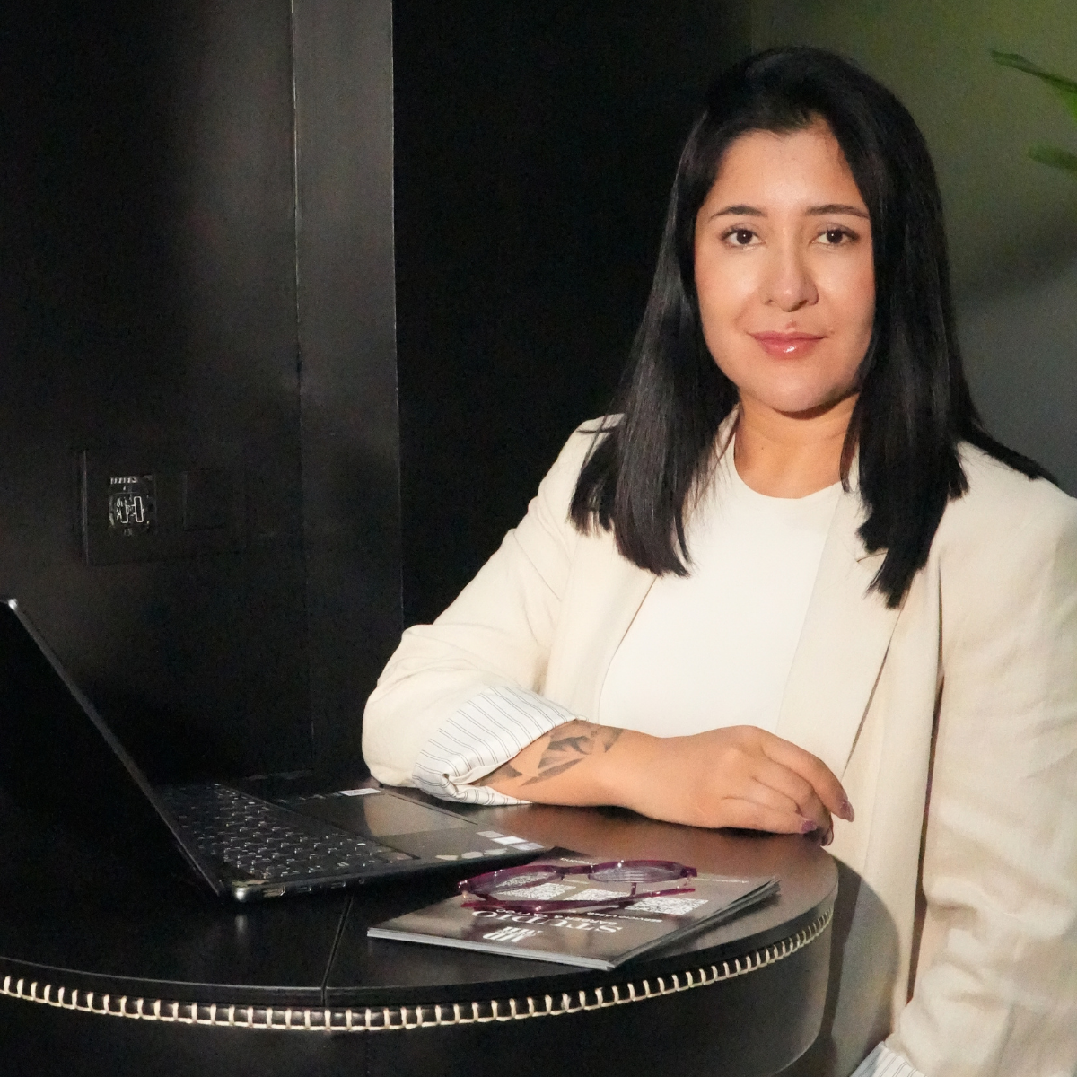 Adriana Cifuentes, bróker hipotecaria y agente inmobiliaria de Tasama Casa